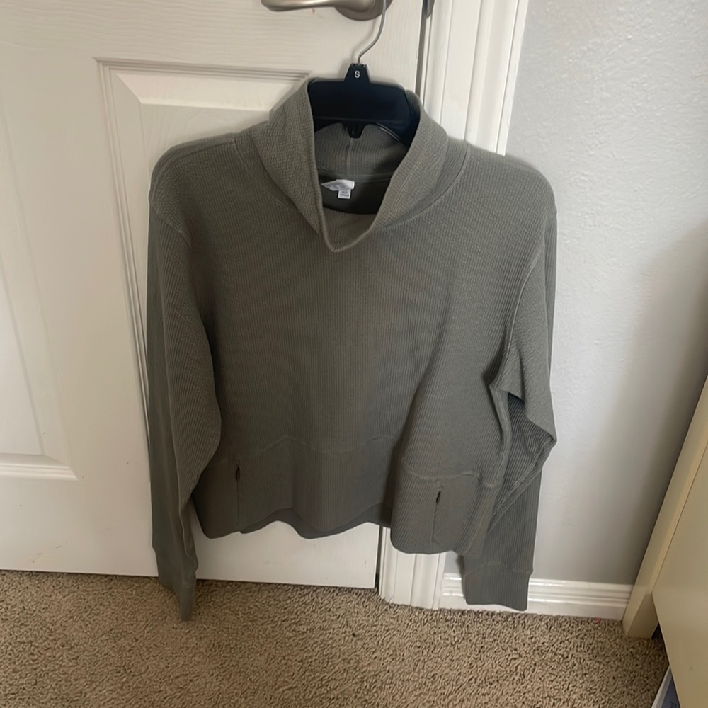 90 DEGREE LONG SLEEVE